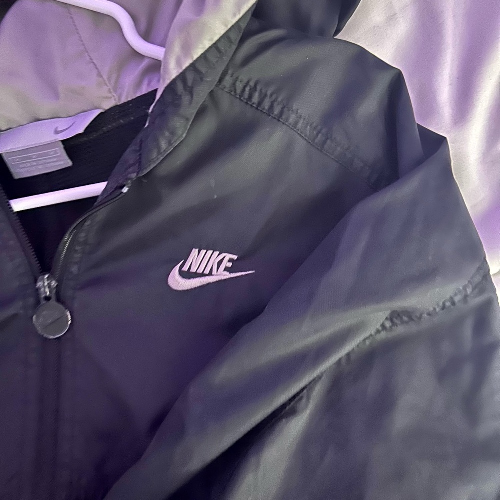nike windbreaker